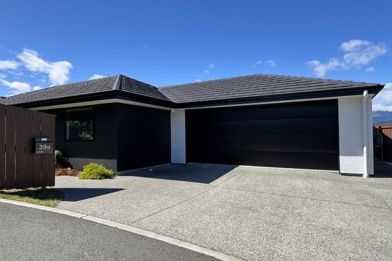 Photo of property in 43 Katania Heights, Brightwater, 7022