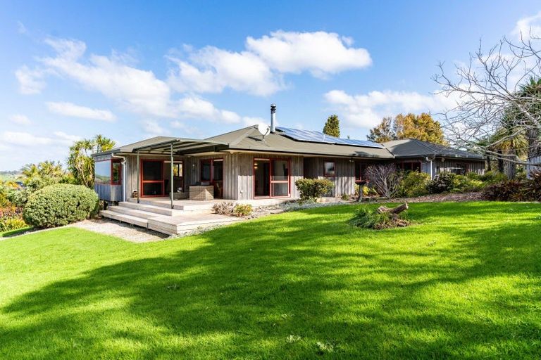 Photo of property in 58 Old Waipu Road, Mangawhai, 0505