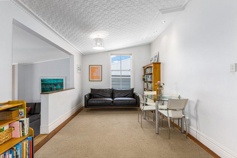 Photo of property in 69 Herald Street, Berhampore, Wellington, 6023
