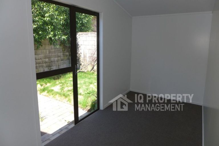 Photo of property in 2/26a Claude Avenue, Papatoetoe, Auckland, 2025