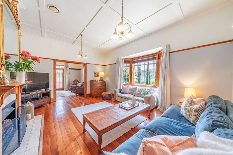 Photo of property in 35a Whitemans Road, Silverstream, Upper Hutt, 5019