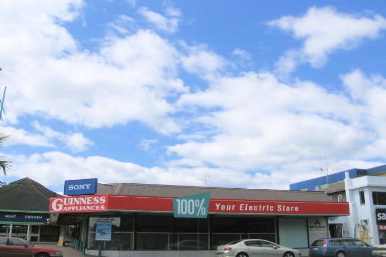 Photo of property in 21 Maunganui Road, Mount Maunganui, 3116