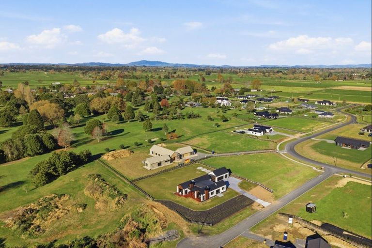 Photo of property in 90 Mangahia Lane, Ngahinapouri, 3882
