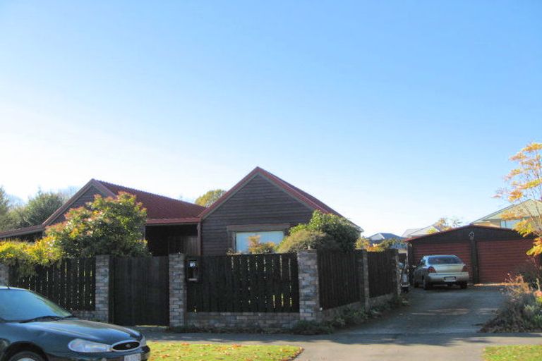 Photo of property in 12 Tisch Place, Belfast, Christchurch, 8051