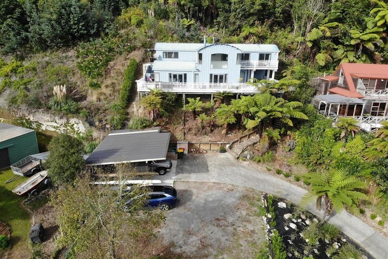 Photo of property in 90 Okareka Loop Road, Lake Okareka, Rotorua, 3076