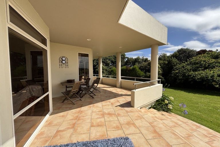 Photo of property in 174 Awamoa Road, Holmes Hill, Oamaru, 9492