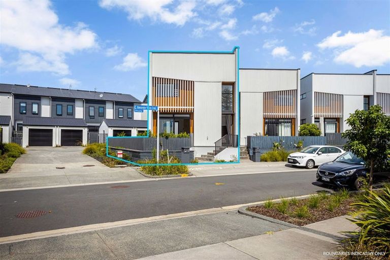 Photo of property in 7 Frank Gill Road, Hobsonville, Auckland, 0616