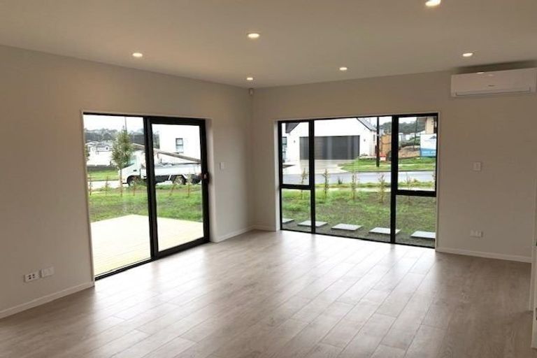 Photo of property in 19 Kelly Road, Riverhead, 0820