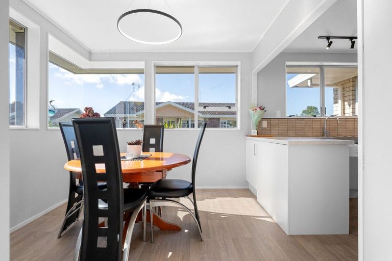 Photo of property in 20 Morrow Avenue, St Andrews, Hamilton, 3200