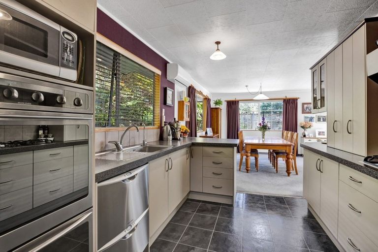 Photo of property in 22 Rossiter Crescent, Lynmouth, New Plymouth, 4310