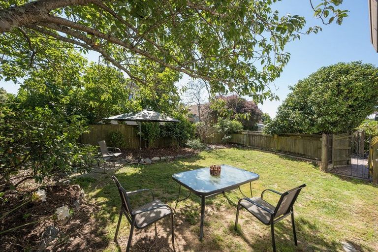 Photo of property in 12 James Place, Richmond, 7020