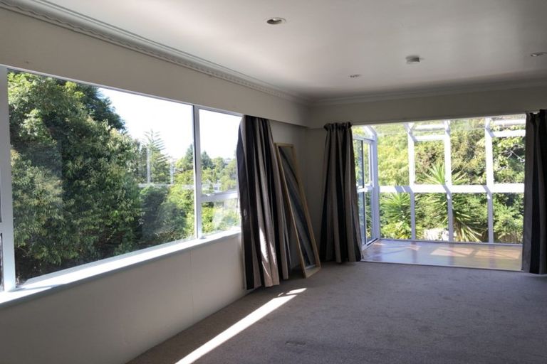 Photo of property in 40 Glamorgan Drive, Torbay, Auckland, 0630