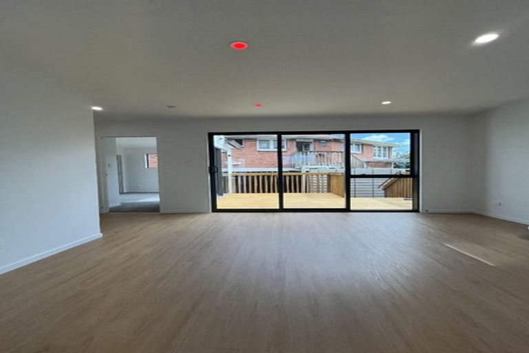 Photo of property in 28b Greenmeadows Avenue, Manurewa East, Auckland, 2102
