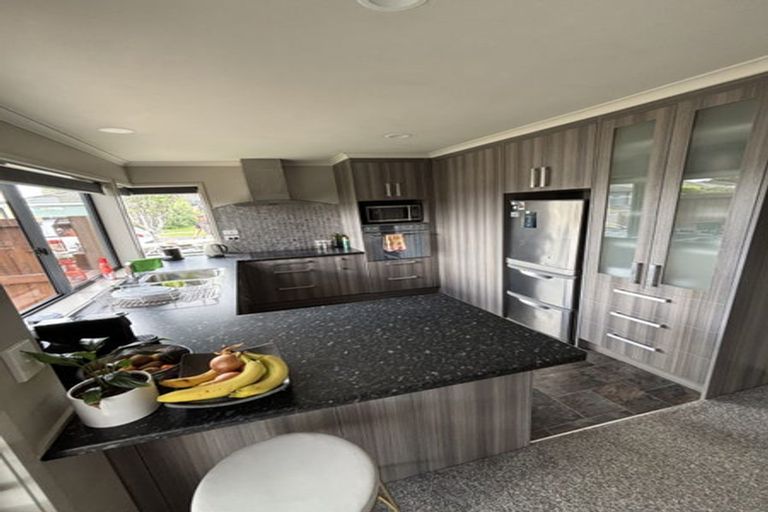 Photo of property in 5 Nobleman Place, Hamilton East, Hamilton, 3216