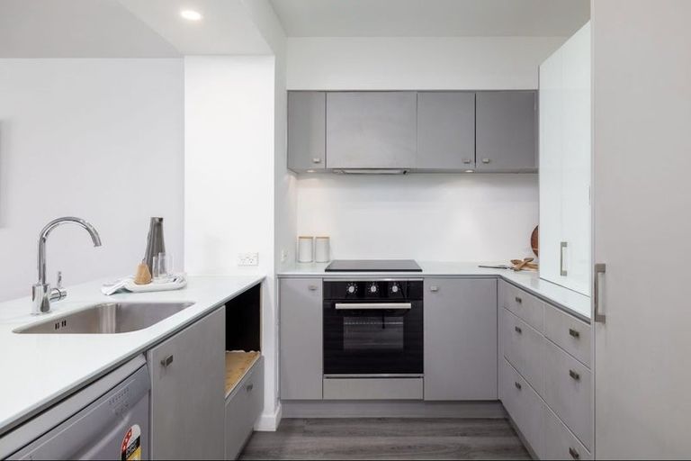 Photo of property in 1/272 Marine Parade, New Brighton, Christchurch, 8061