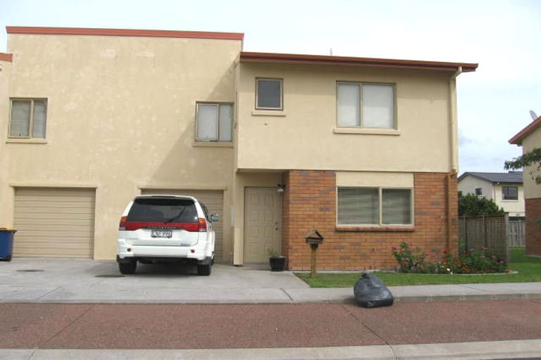 Photo of property in 11 Kora Avenue, Ranui, Auckland, 0612