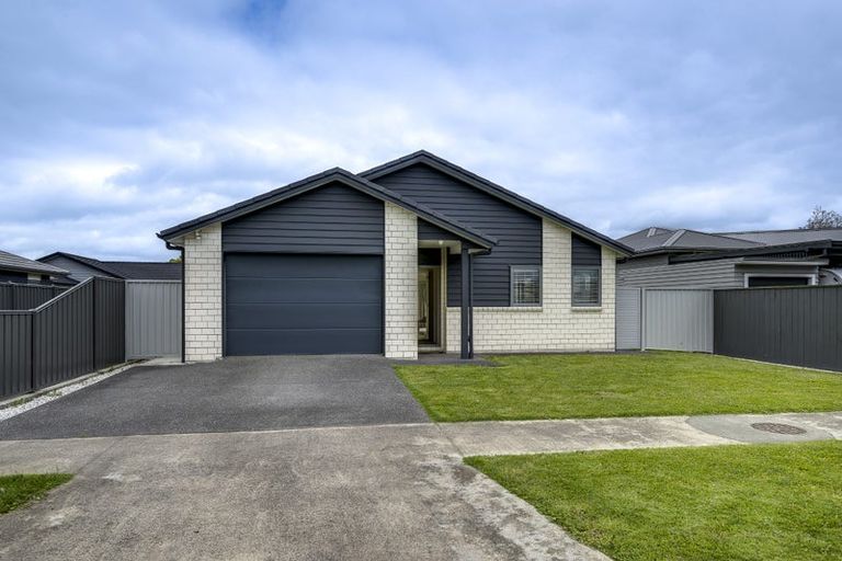 Photo of property in 93 King Street, Taradale, Napier, 4112