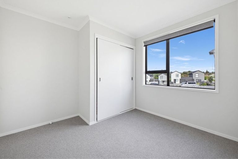 Photo of property in 15 Discovery Place, Marfell, New Plymouth, 4310