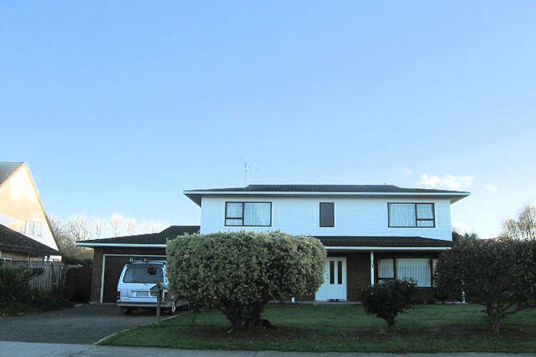 Photo of property in 27 Langdale Avenue, Paraparaumu, 5032