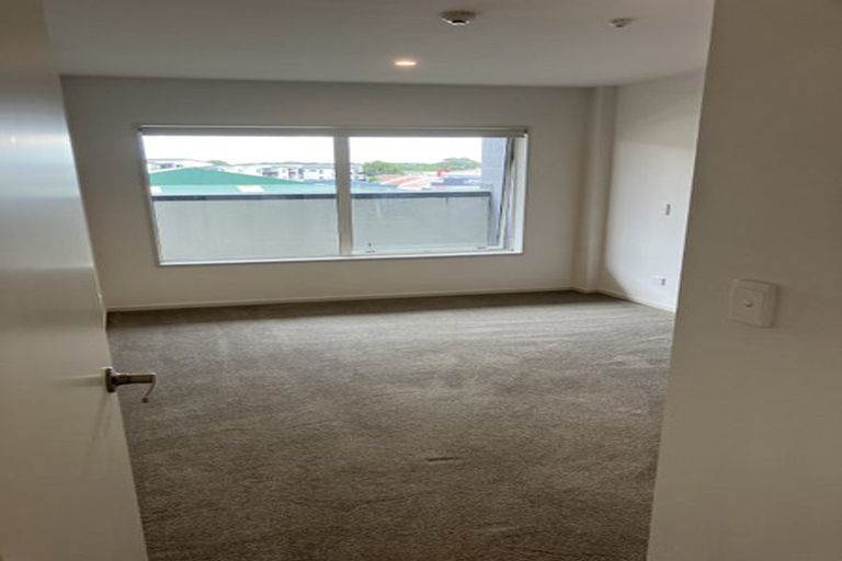 Photo of property in 4/231 Great South Road, Papakura, 2110