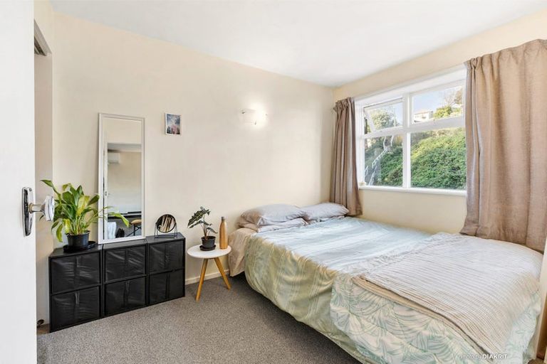 Photo of property in Parkland Flats, 51u6 Adams Terrace, Kelburn, Wellington, 6021