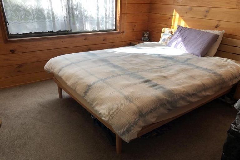 Photo of property in 2 Vincent Street, Waterloo, Lower Hutt, 5011