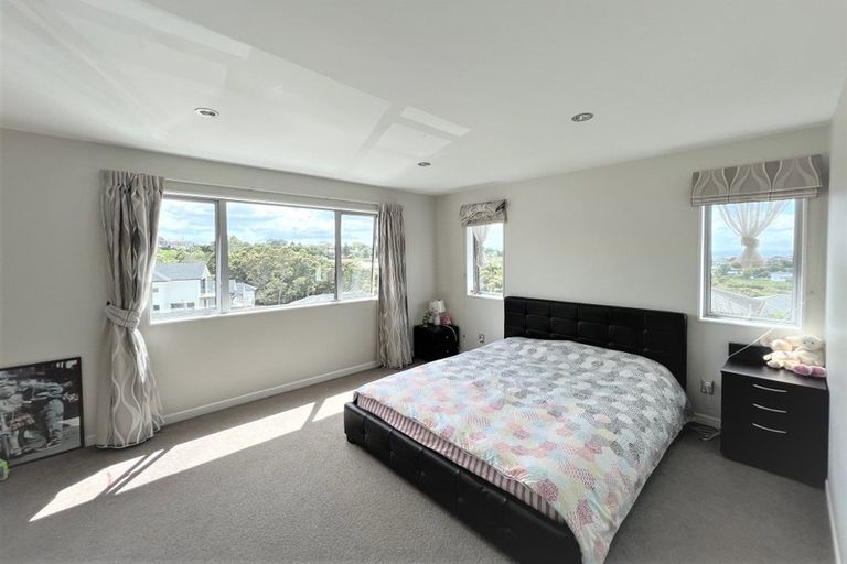 Photo of property in 27 Mantra Road, Massey, Auckland, 0614