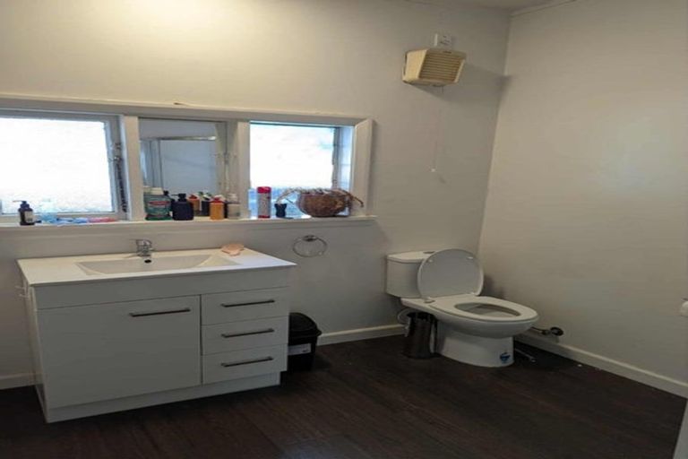 Photo of property in 10 Idris Road, Fendalton, Christchurch, 8052