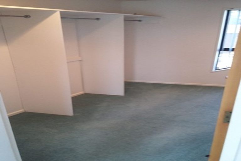 Photo of property in 52 Molyneux Close, Whitby, Porirua, 5024