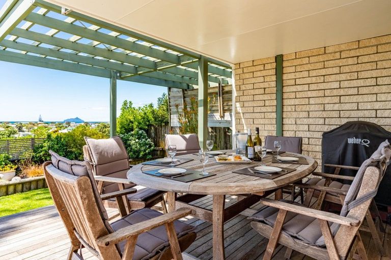 Photo of property in 11 Marsh Street, Ruakaka, 0116