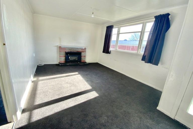 Photo of property in 16 Crathie Crescent, Tokoroa, 3420