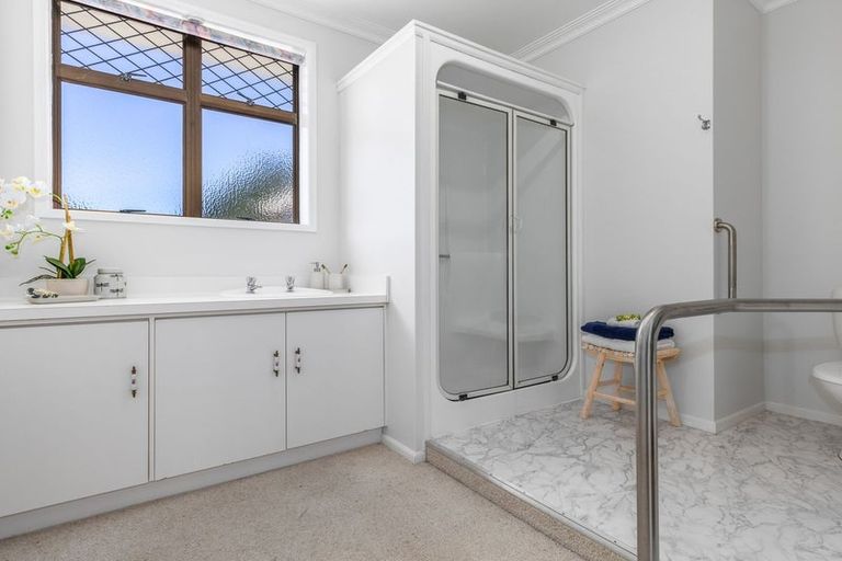 Photo of property in 28 Gordon Place, Levin, 5510