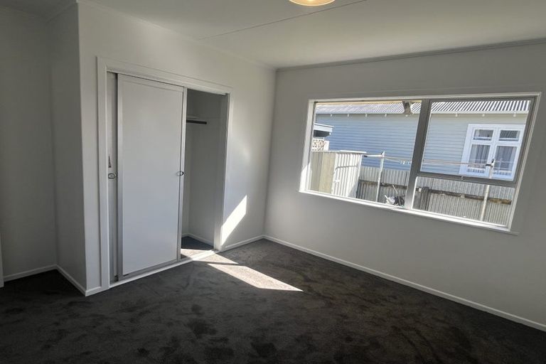 Photo of property in 35 Mcgiffert Street, Palmerston North, 4410
