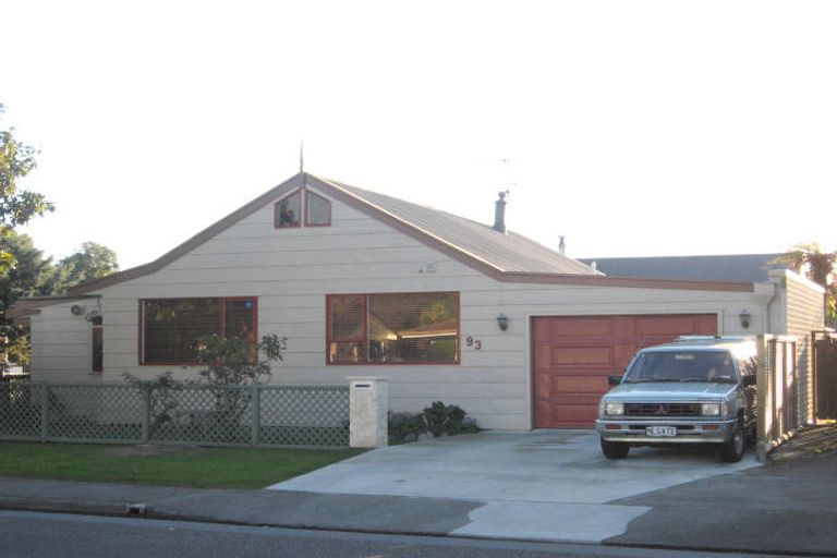 Photo of property in 93 Rimu Road, Raumati Beach, Paraparaumu, 5032