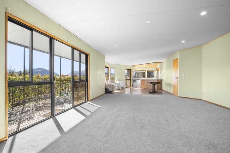 Photo of property in 95 Plantation Road, Wanaka, 9305