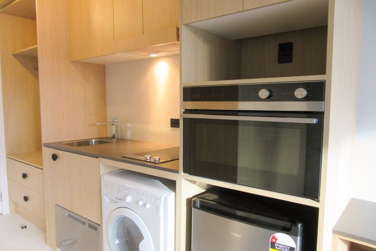 Photo of property in Vedado Apartments, 208/41u Hopper Street, Mount Cook, Wellington, 6011