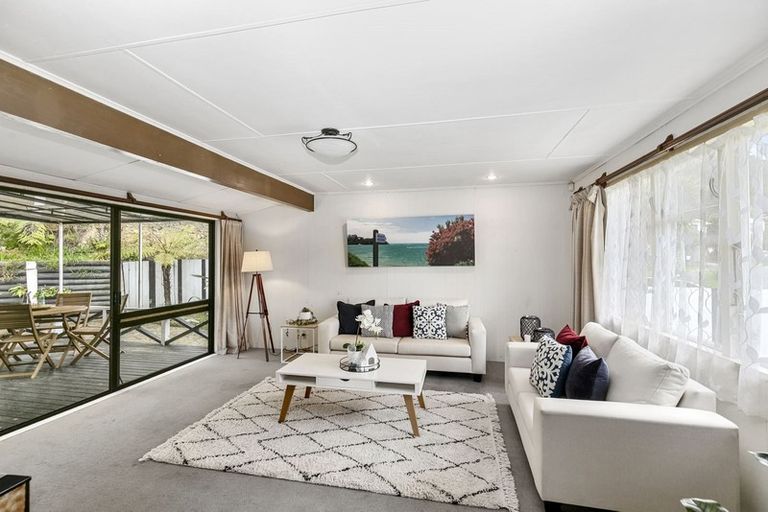 Photo of property in 33 Kairanga Crescent, Wainuiomata, Lower Hutt, 5014