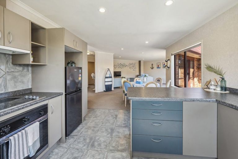 Photo of property in 9 Frame Place, Owhata, Rotorua, 3010