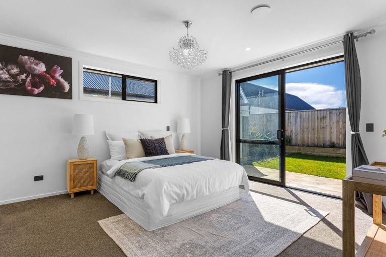 Photo of property in 21 Blue Jacket Drive, Halswell, Christchurch, 8025