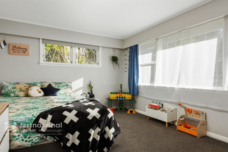 Photo of property in 123 Howick Road, Redwoodtown, Blenheim, 7201