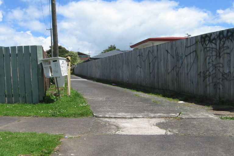 Photo of property in 2/33 Ashlynne Avenue, Papatoetoe, Auckland, 2025