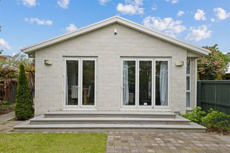Photo of property in 78 Farquhars Road, Redwood, Christchurch, 8051