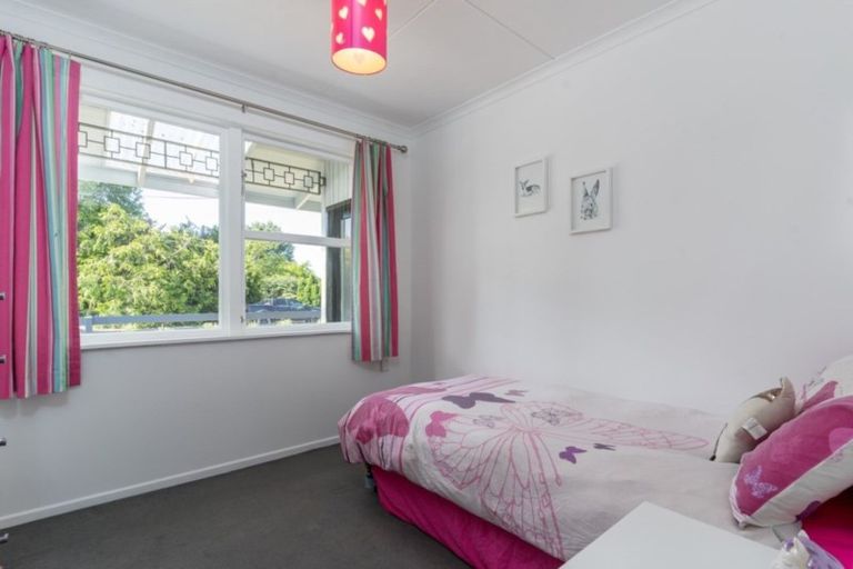 Photo of property in 14 Mahupuku Street, Greytown, 5712