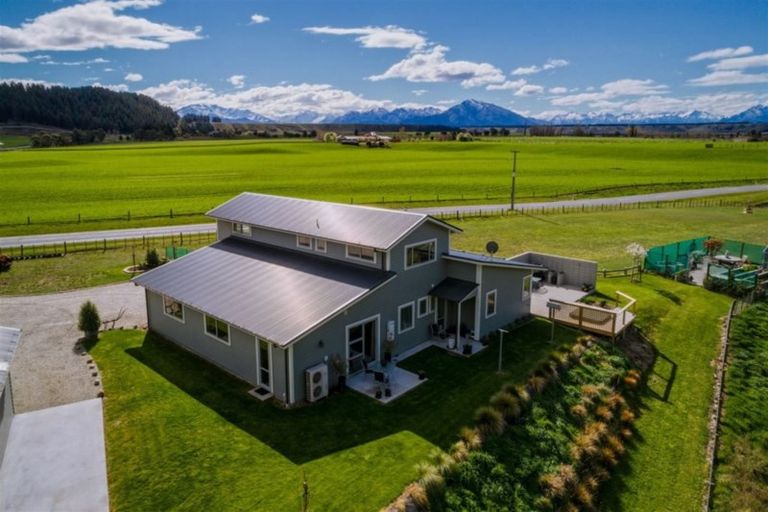 Photo of property in 26 Church Road, Luggate, Cromwell, 9383
