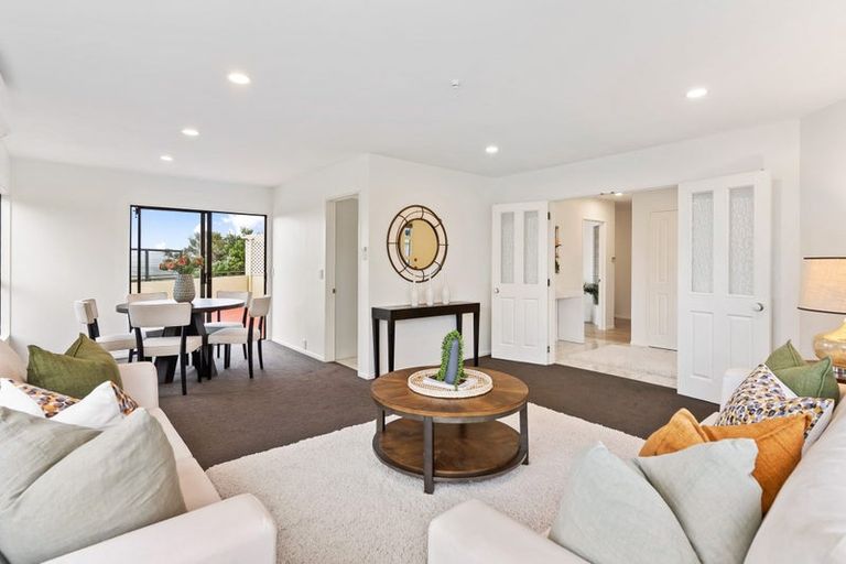 Photo of property in 7 Wentwood Place, Torbay, Auckland, 0630