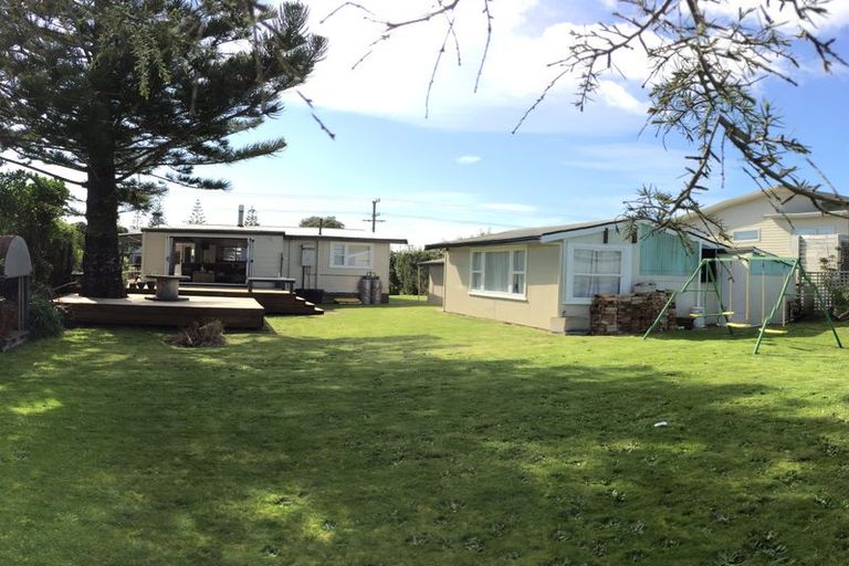 Photo of property in 84 Seaforth Road, Waihi Beach, 3611