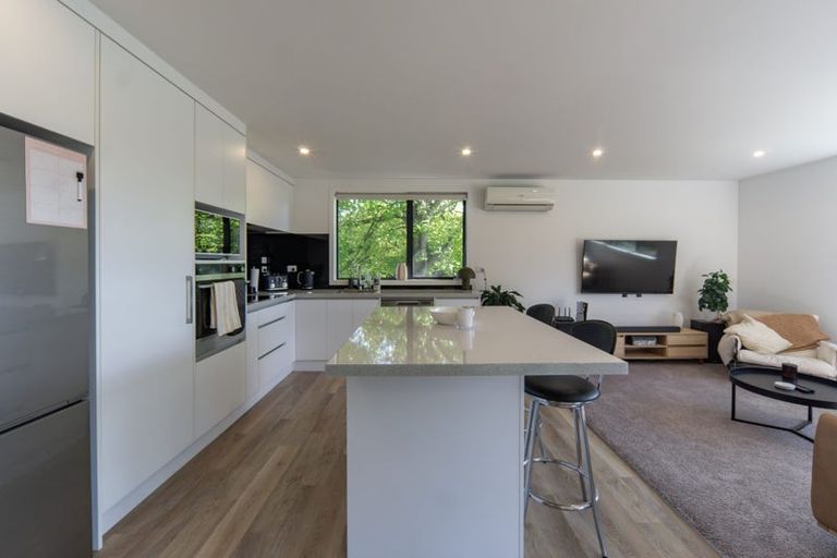 Photo of property in 27 Puketaha Road, Swanson, Auckland, 0816