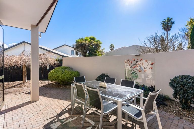 Photo of property in 10 Advance Way, Albany, Auckland, 0632