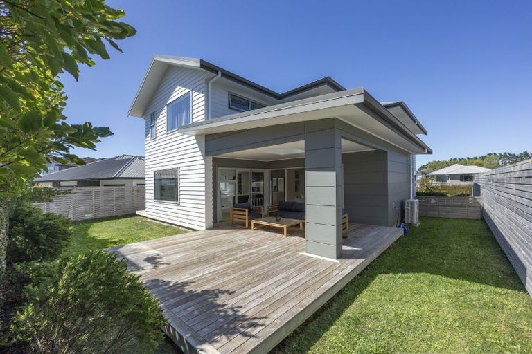 Photo of property in 13 Podgora Avenue, Kumeu, 0810