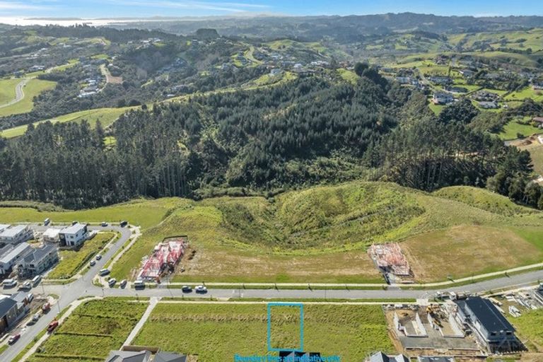 Photo of property in 30 Grand Ridge Avenue, Flat Bush, Auckland, 2019